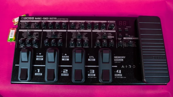 BOSS ME90 EFFECT