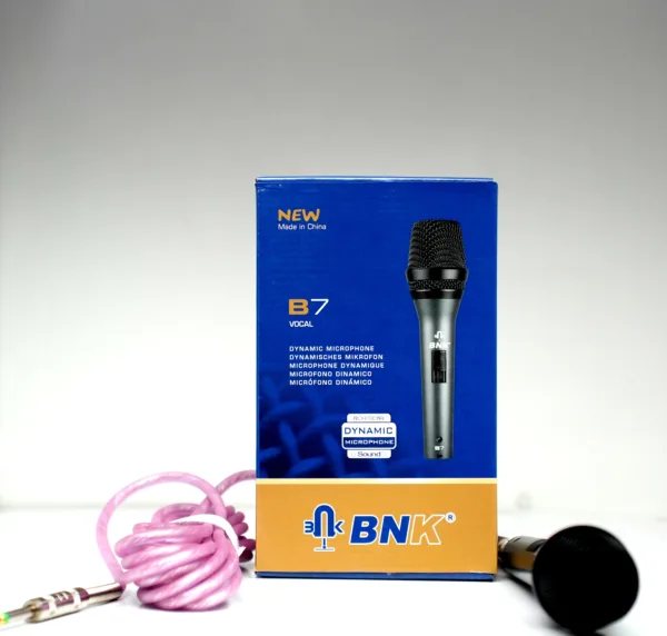BNK B7