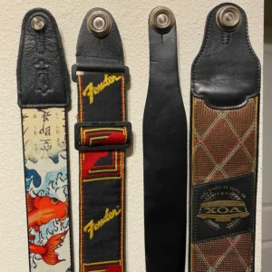 GUITAR STRAP HOOK