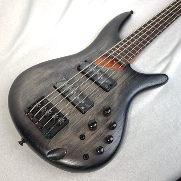 Ibanez 5 Strings Active Guitar